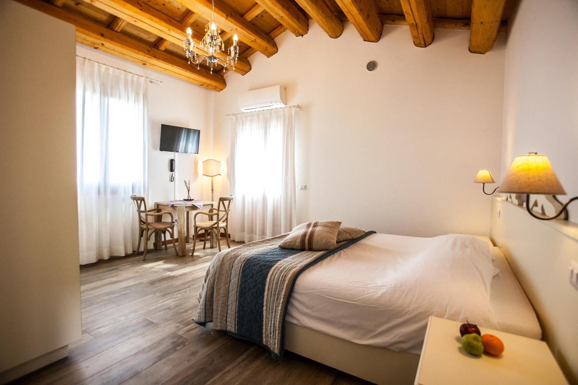 Agriturismo Le Volpi Baone Bagian luar foto